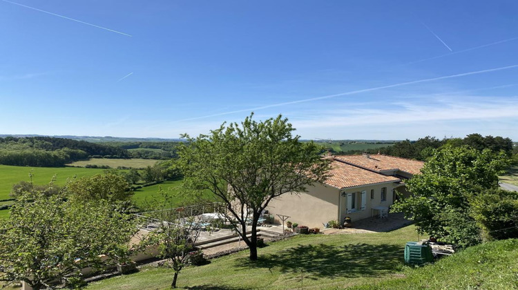 Ma-Cabane - Vente Maison GURAT, 180 m²