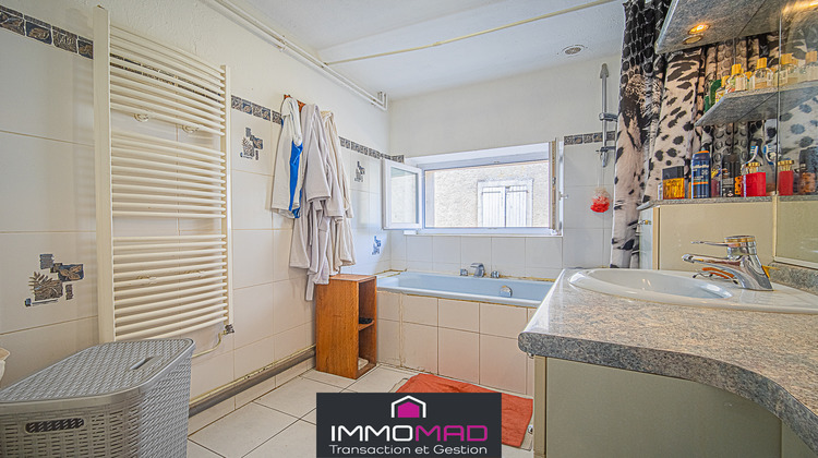 Ma-Cabane - Vente Maison Han-sur-Meuse, 200 m²