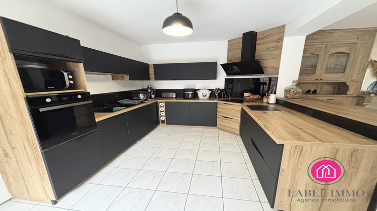 Ma-Cabane - Vente Maison Hasnon, 230 m²