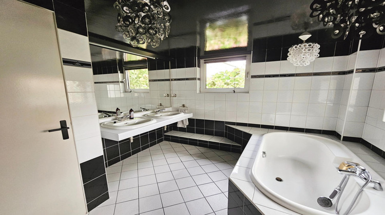 Ma-Cabane - Vente Maison Haspres, 204 m²