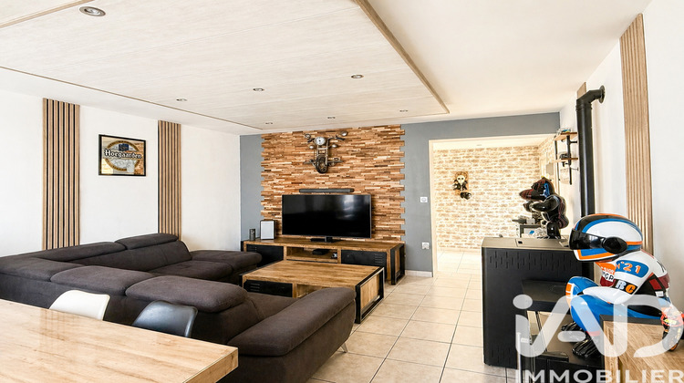 Ma-Cabane - Vente Maison Haspres, 61 m²