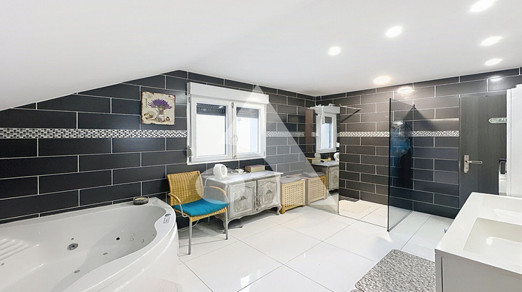 Ma-Cabane - Vente Maison HAULCHIN, 200 m²