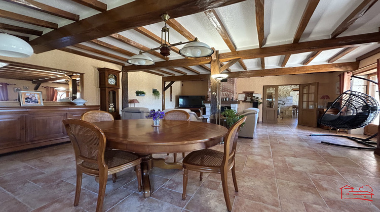 Ma-Cabane - Vente Maison Hautefage-la-Tour, 178 m²