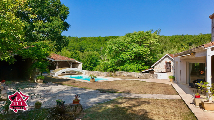 Ma-Cabane - Vente Maison Hautefage-la-Tour, 155 m²