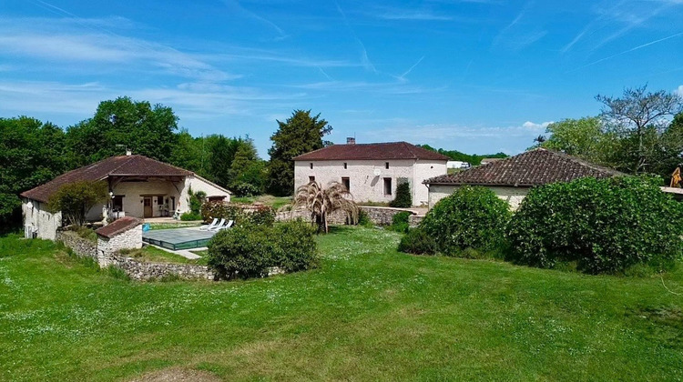 Ma-Cabane - Vente Maison Hautefage-la-Tour, 310 m²