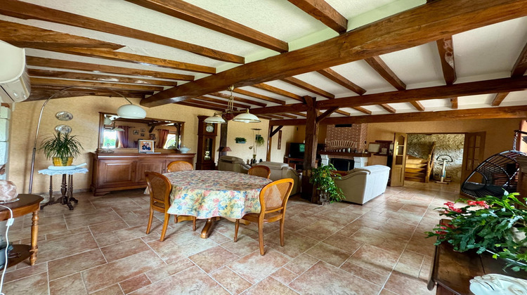 Ma-Cabane - Vente Maison Hautefage-la-Tour, 310 m²