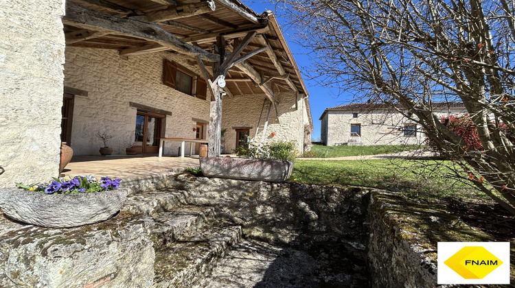 Ma-Cabane - Vente Maison Hautefage-la-Tour, 321 m²