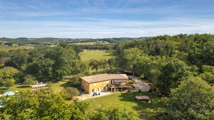 Ma-Cabane - Vente Maison Hautefort, 415 m²