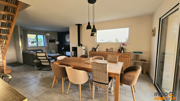 Ma-Cabane - Vente Maison HEDE-BAZOUGES, 121 m²