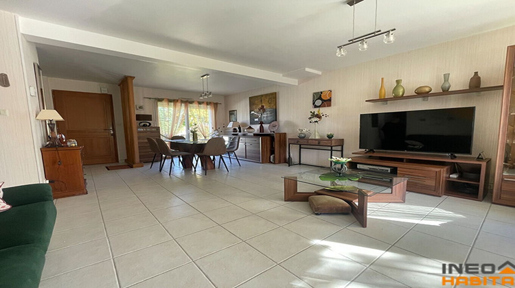 Ma-Cabane - Vente Maison HEDE-BAZOUGES, 102 m²