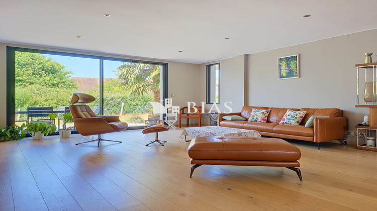 Ma-Cabane - Vente Maison Hénouville, 192 m²