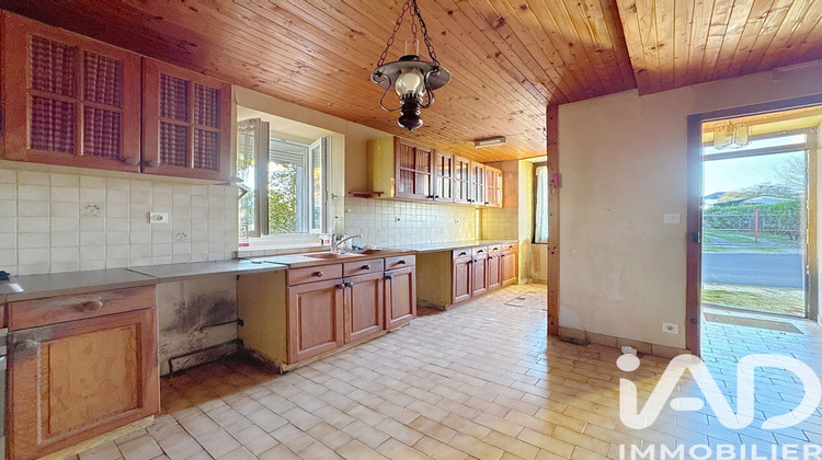 Ma-Cabane - Vente Maison Hiersac, 98 m²