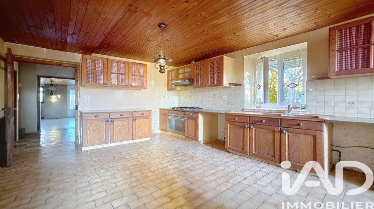 Ma-Cabane - Vente Maison Hiersac, 98 m²