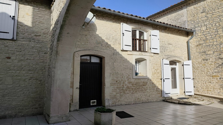 Ma-Cabane - Vente Maison HIERSAC, 238 m²