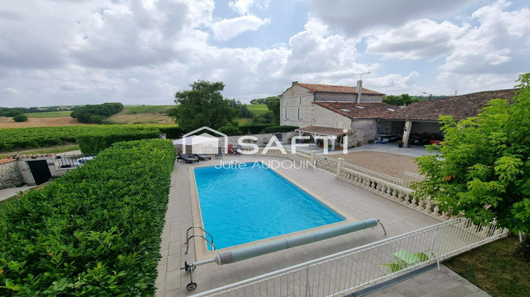 Ma-Cabane - Vente Maison Hiersac, 492 m²