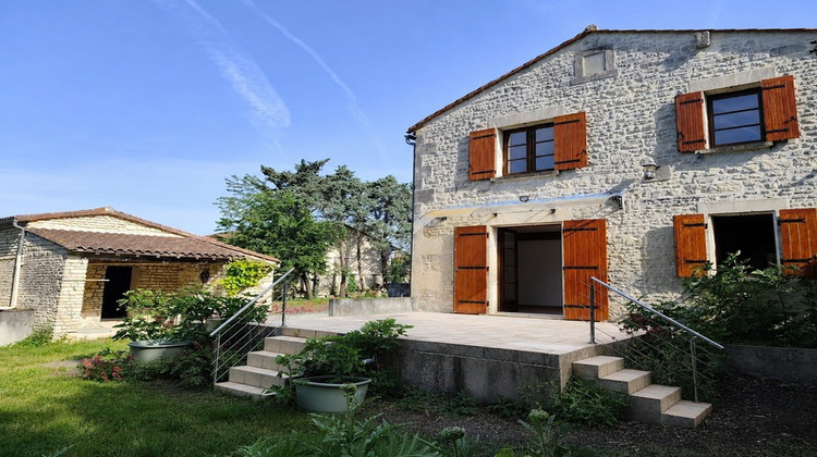 Ma-Cabane - Vente Maison HIERSAC, 170 m²
