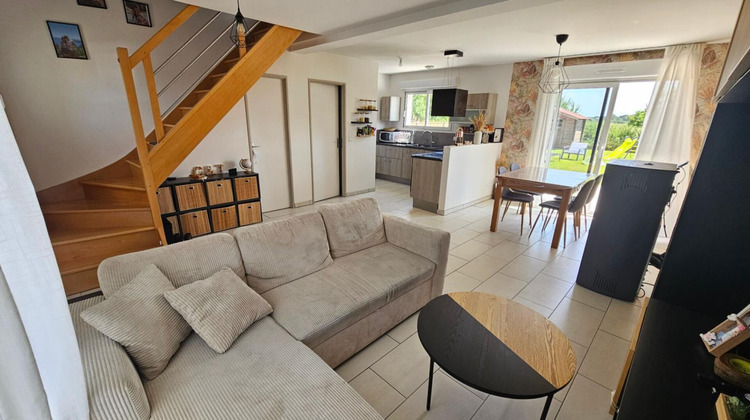 Ma-Cabane - Vente Maison HOUDAN, 89 m²