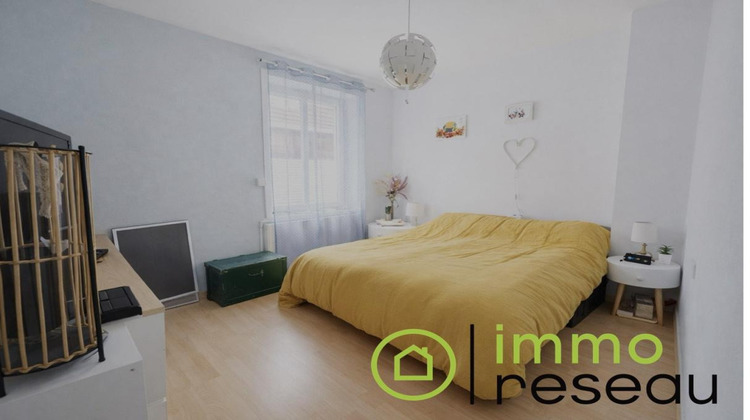 Ma-Cabane - Vente Maison HOUPLINES, 81 m²