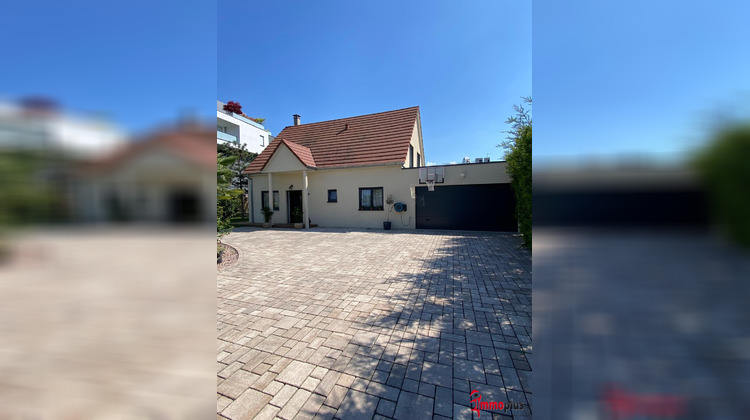 Ma-Cabane - Vente Maison Huningue, 200 m²