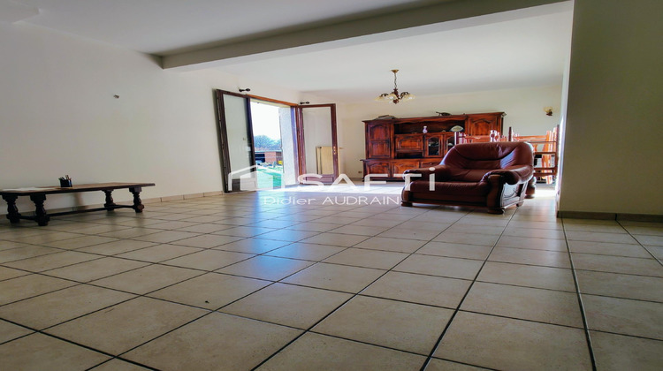 Ma-Cabane - Vente Maison Huriel, 214 m²