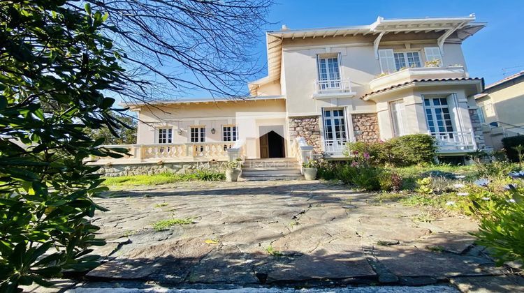 Ma-Cabane - Vente Maison Hyères, 200 m²