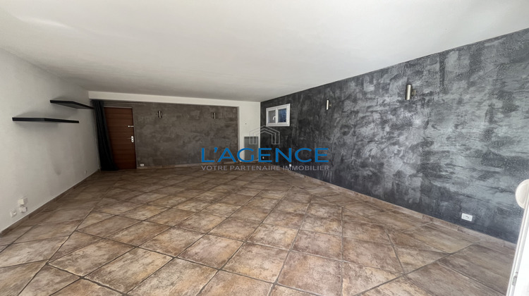 Ma-Cabane - Vente Maison Hyères, 200 m²