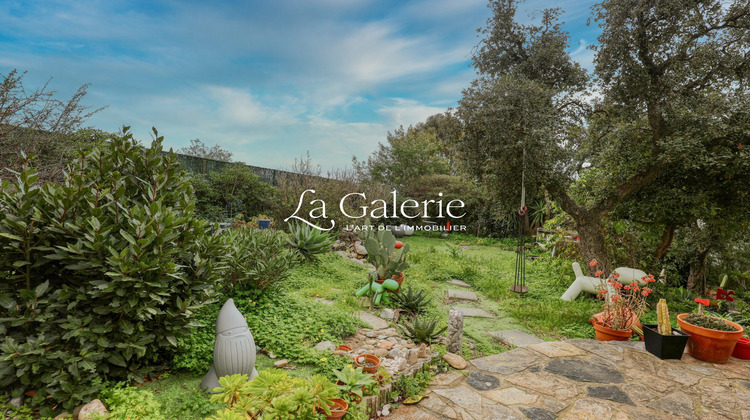 Ma-Cabane - Vente Maison Hyères, 160 m²