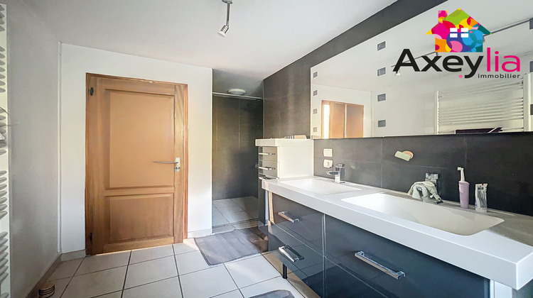 Ma-Cabane - Vente Maison Iguerande, 234 m²