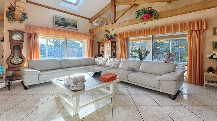 Ma-Cabane - Vente Maison Illiat, 200 m²