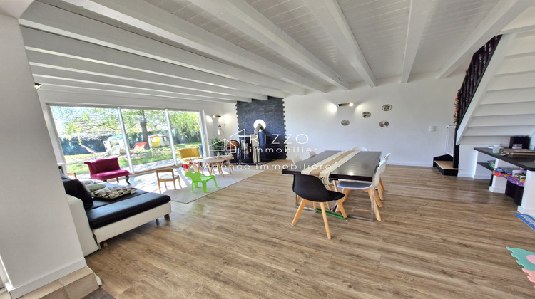 Ma-Cabane - Vente Maison Injoux-Génissiat, 240 m²