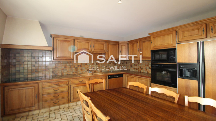 Ma-Cabane - Vente Maison Isigny-le-Buat, 144 m²