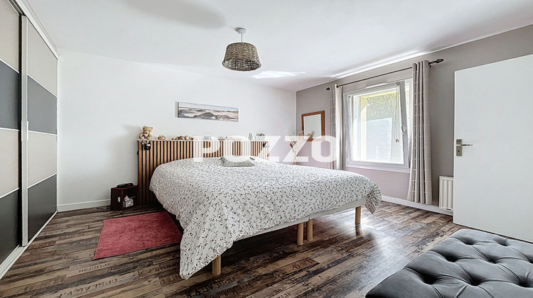 Ma-Cabane - Vente Maison ISIGNY-LE-BUAT, 190 m²