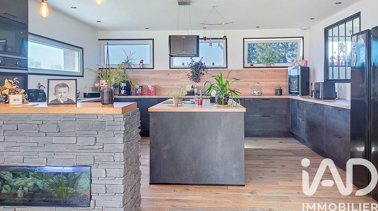 Ma-Cabane - Vente Maison Isle-Aubigny, 168 m²