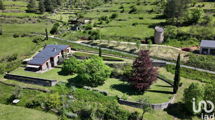 Ma-Cabane - Vente Maison Ispagnac, 203 m²