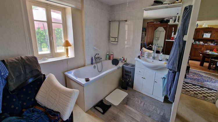 Ma-Cabane - Vente Maison ISSERPENT, 85 m²