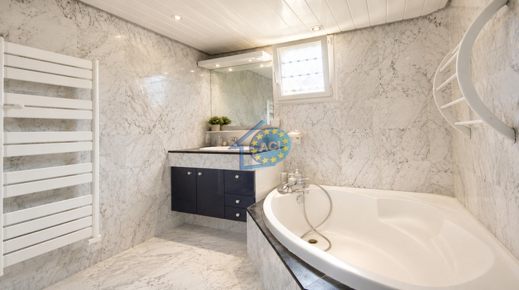 Ma-Cabane - Vente Maison ISSOU, 107 m²