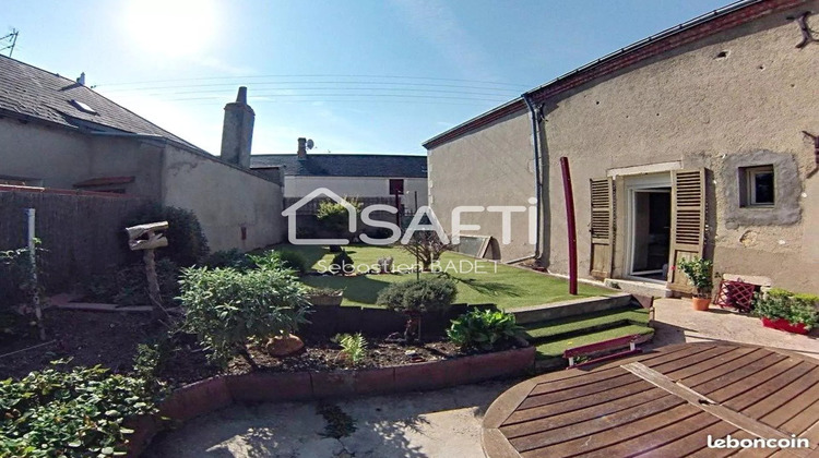 Ma-Cabane - Vente Maison Issoudun, 64 m²