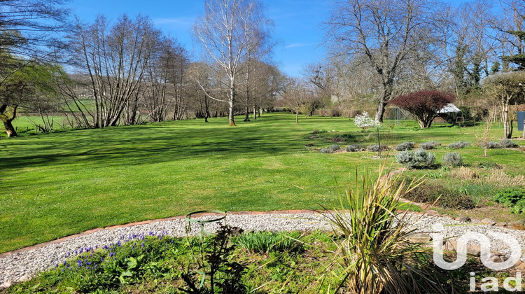 Ma-Cabane - Vente Maison Issy-l'Évêque, 159 m²