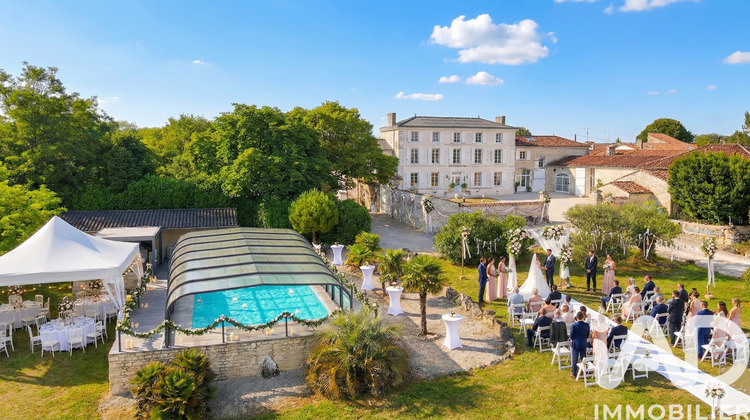 Ma-Cabane - Vente Maison Jarnac, 940 m²