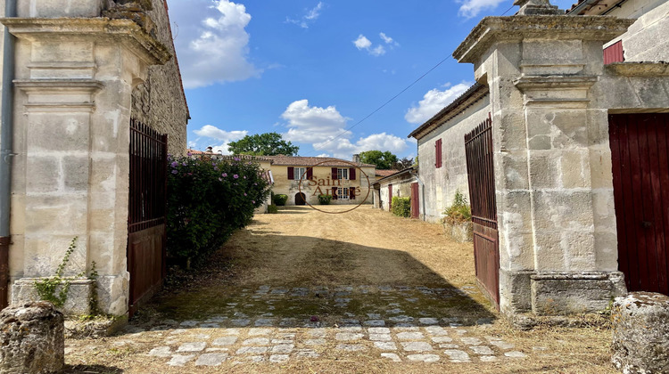 Ma-Cabane - Vente Maison Jarnac, 600 m²
