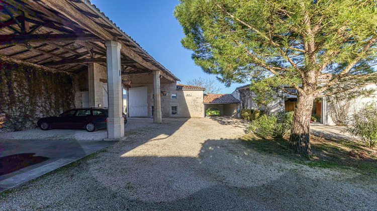 Ma-Cabane - Vente Maison JARNAC CHAMPAGNE, 327 m²