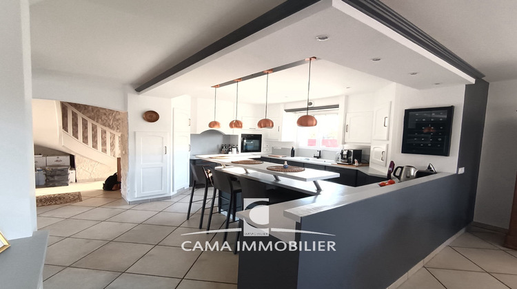 Ma-Cabane - Vente Maison Jarrie, 270 m²