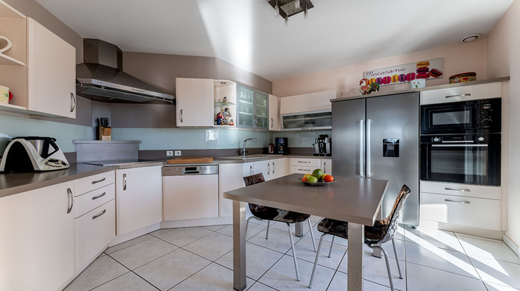 Ma-Cabane - Vente Maison JASSANS-RIOTTIER, 168 m²