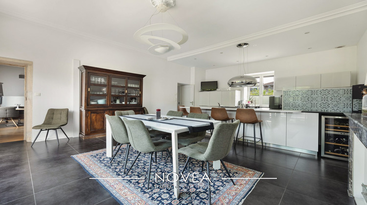Ma-Cabane - Vente Maison Jassans-Riottier, 330 m²