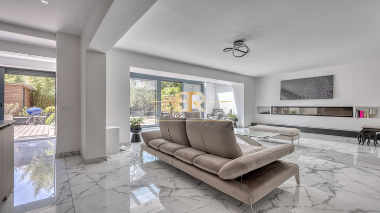 Ma-Cabane - Vente Maison Joinville-le-Pont, 315 m²