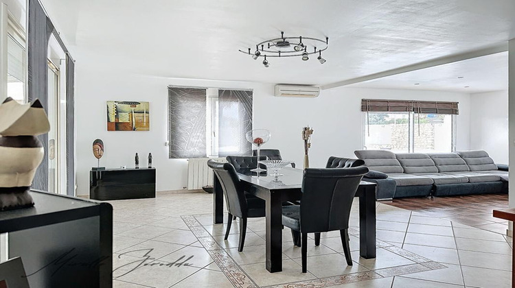 Ma-Cabane - Vente Maison JONQUIERES SAINT VINCENT, 122 m²