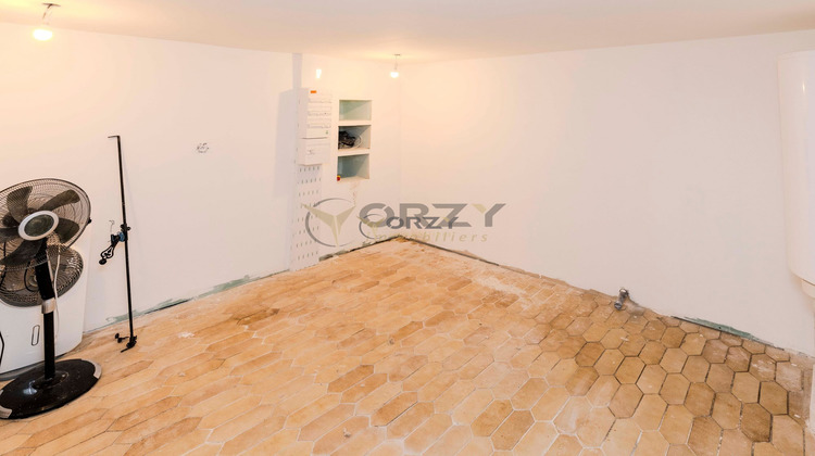 Ma-Cabane - Vente Maison Jonquières-Saint-Vincent, 80 m²