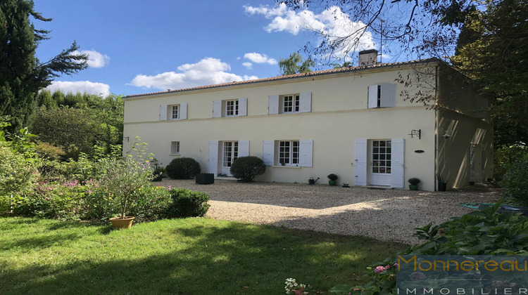 Ma-Cabane - Vente Maison Jonzac, 308 m²