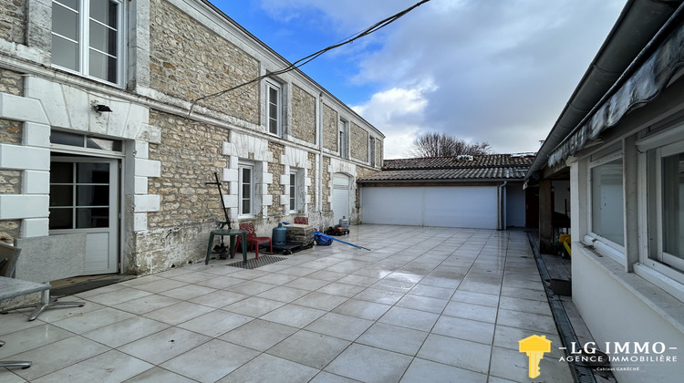 Ma-Cabane - Vente Maison Jonzac, 250 m²