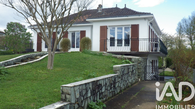 Ma-Cabane - Vente Maison Jonzac, 210 m²